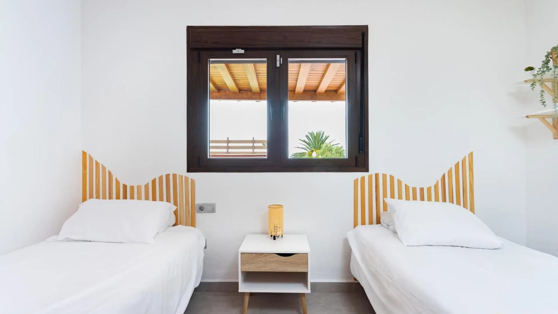 Home2Book Villa Alessandro, Design & Comfort Sauzal