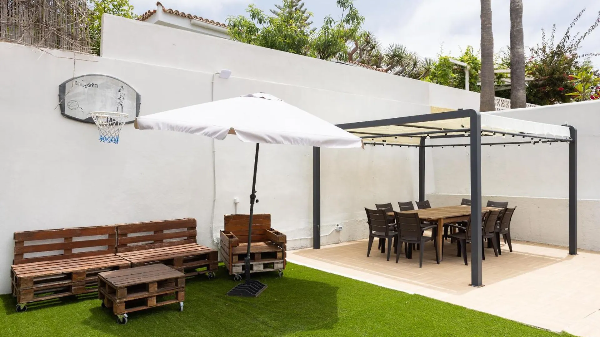 Home2Book Villa Alessandro, Design & Comfort Sauzal 0*,