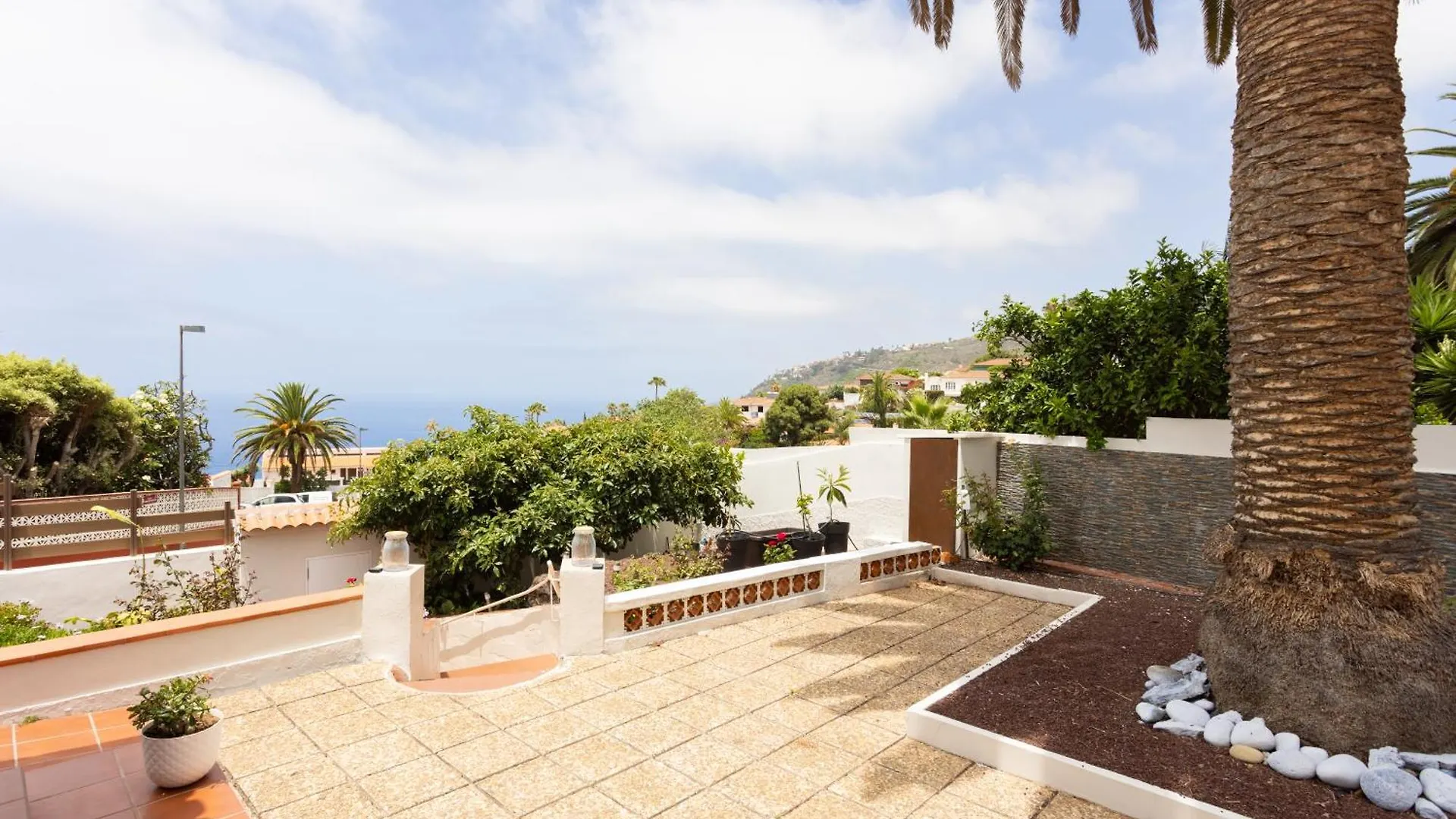 Home2Book Villa Alessandro, Design & Comfort El El Sauzal 0*,  Spagna